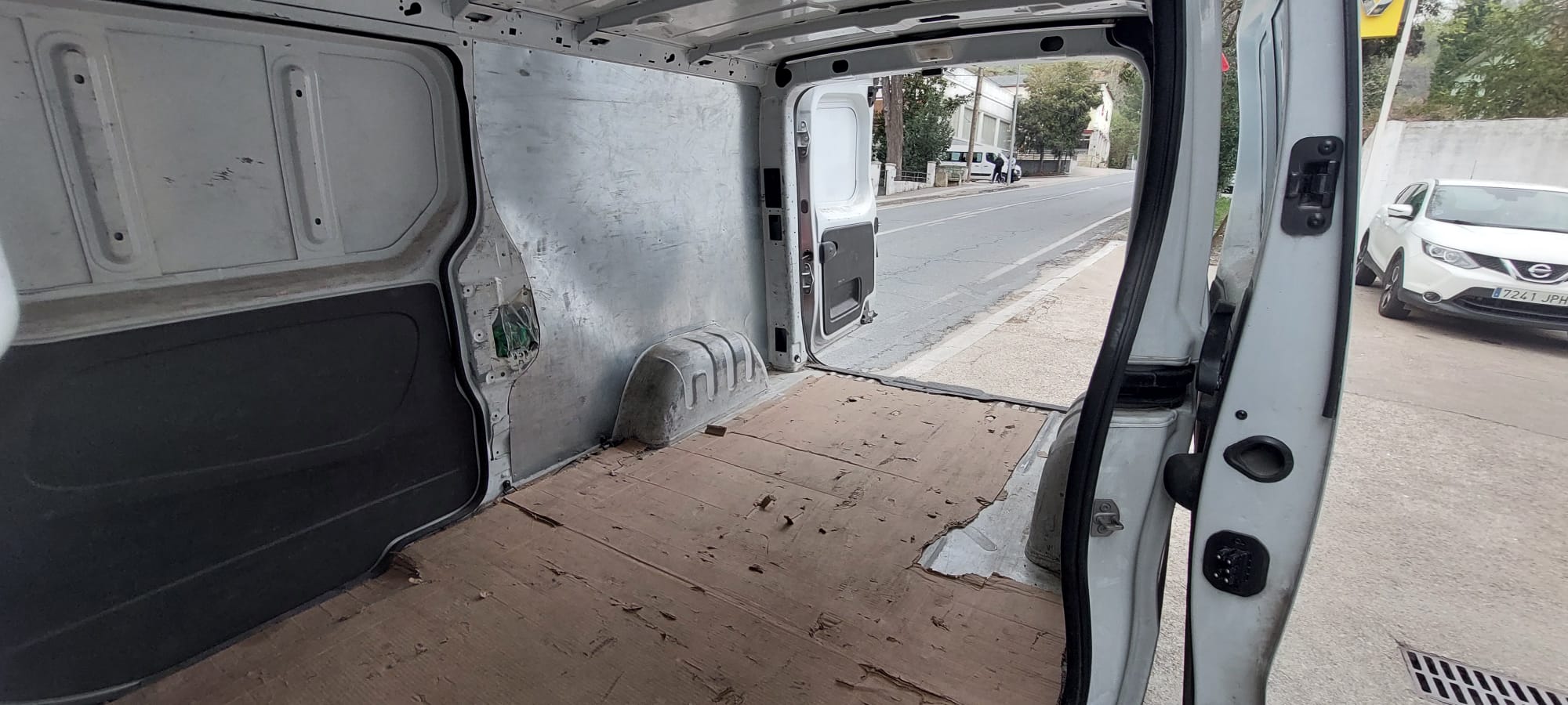 Renault Trafic 2.0 130cv foto 12